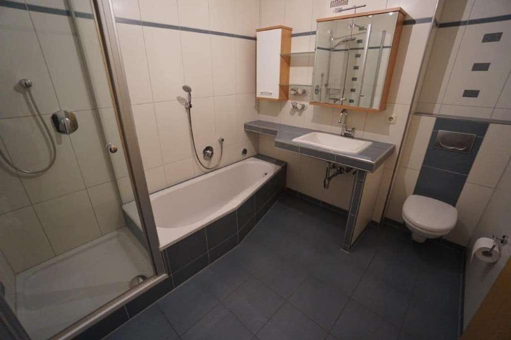 Immobilie in Kaufering - Im Zentrum gelegen, mit Balkon, Fußbodenheizung, Einbauküche... - Bild 4
