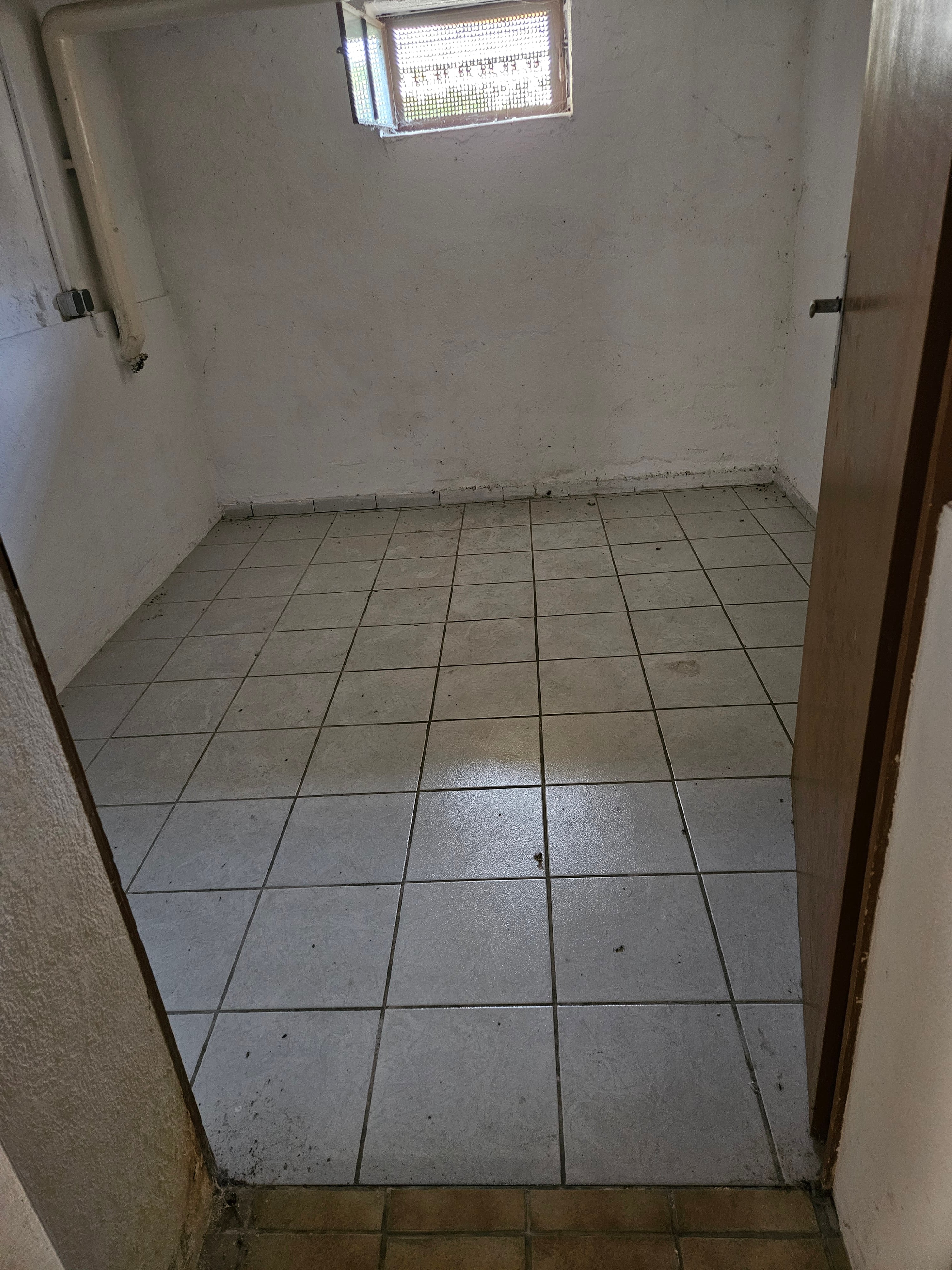Immobilie in Königsbach-Stein - Freistehendes Zweifamilienhaus in bevorzugter Ortsrandlage von 75203 Königsbach-Stein - Bild 4