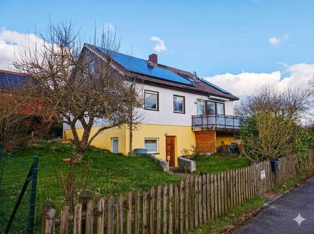 Immobilie in Starzach - Vielseitiges Familiennest mit Einliegerwohnung - Bild 0