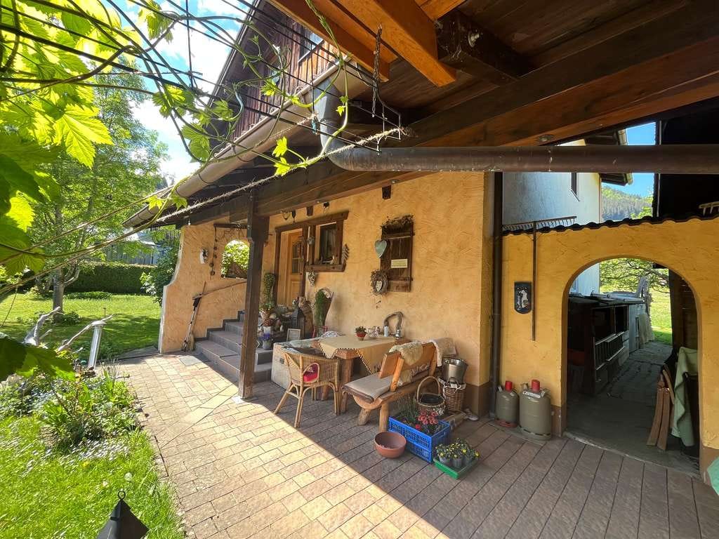 Immobilie in Blaichach - Charmantes Zweifamilienhaus in ruhiger Ortsrandlage - Bild 1