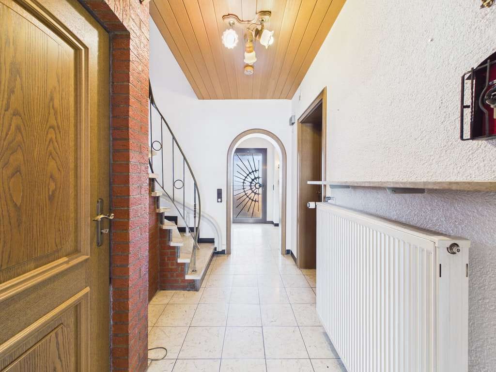 Immobilie in Weilerswist - Einfamilienhaus mit Garage in zentraler Lage von Weilerswist! - Bild 4