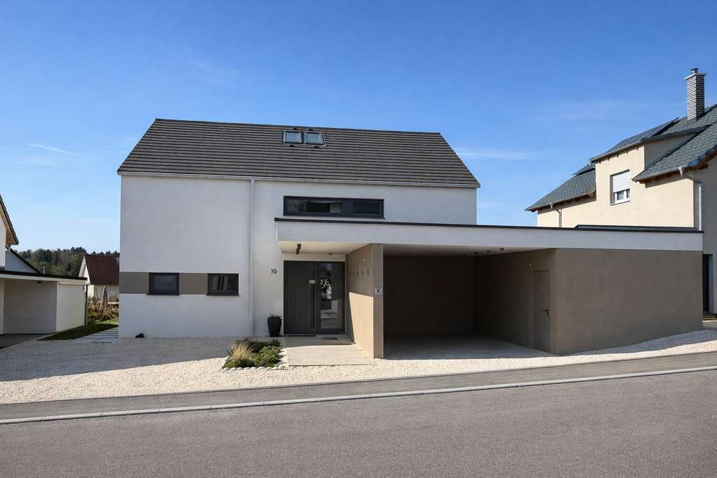 Immobilie in Großerlach - Design-Architektenhaus mit 11 kWp PV & Wärmepumpe – 200 m² Wohnkomfort auf Top-Niveau - Bild 2