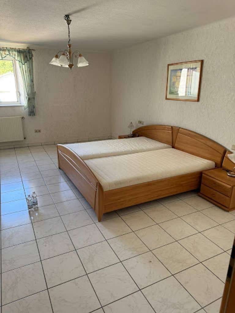 Immobilie in Höheischweiler - Charmanter Altbau mit viel Platz und großem Potenzial - Bild 2