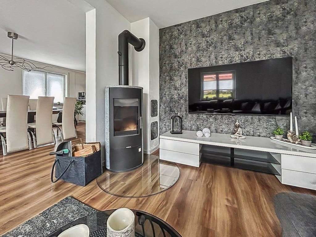 Immobilie in Pölzig - Freiraum, Platz und Weitblick – modernes Einfamilienhaus in Pölzig - Bild 2