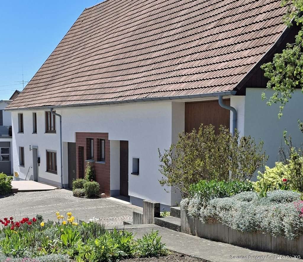 Immobilie in Leibertingen - Großzügige Hofstelle mit Nebengebäuden & optionaler Zusatzfläche - Bild 1