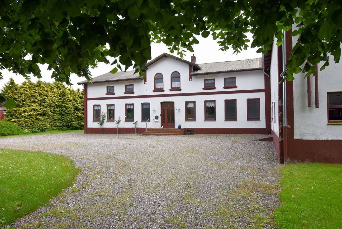 Immobilie in Sieverstedt - Resthof mit über 2 ha Land, Stall, Maschinenhalle und div. Nebengelassen zwischen Flensburg und Schleswig - Bild 0