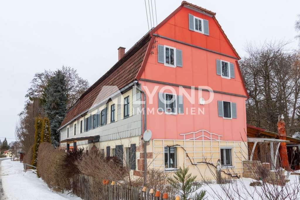 Immobilie in Erlau - Einzigartiges Landhaus mit Afrika-Ambiente, Charakter und Seele auf weitläufigem Naturgrundstück - Bild 1