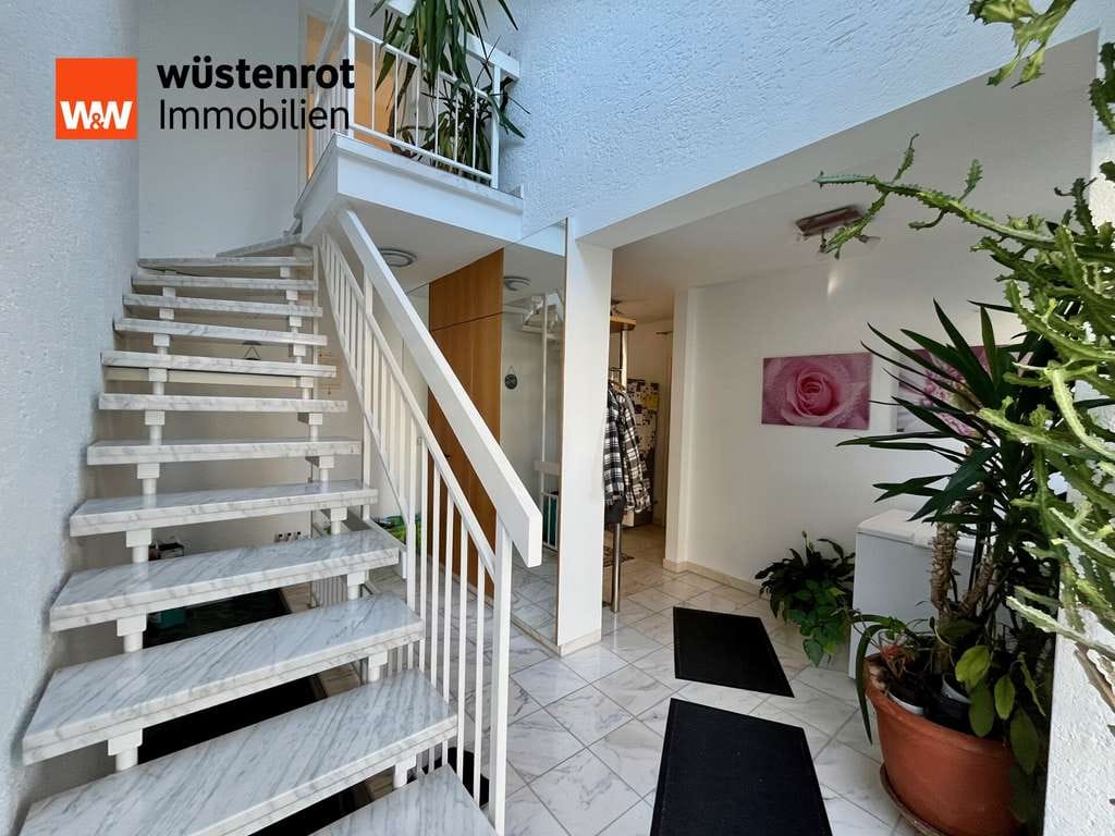 Immobilie in Lorch - Großzügiges Einfamilienhaus mit Innenpool, Galerie & Traumgarten in Lorch-Unterkirneck - Bild 4