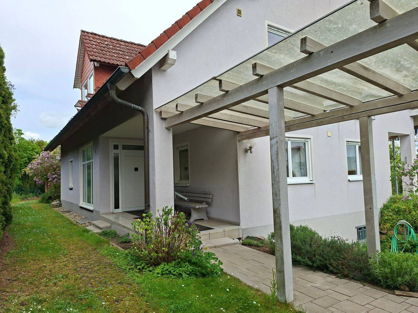 Immobilie in Baunach - Zweifamilienhaus mit Panoramablick in Baunach zum Wohlfühlen - Bild 3