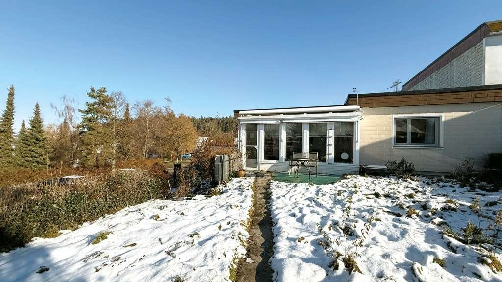 Immobilie in Brigachtal -  Attraktiver Bungalow auf herrlichem Grundstück in Top-Zustand - Bild 0