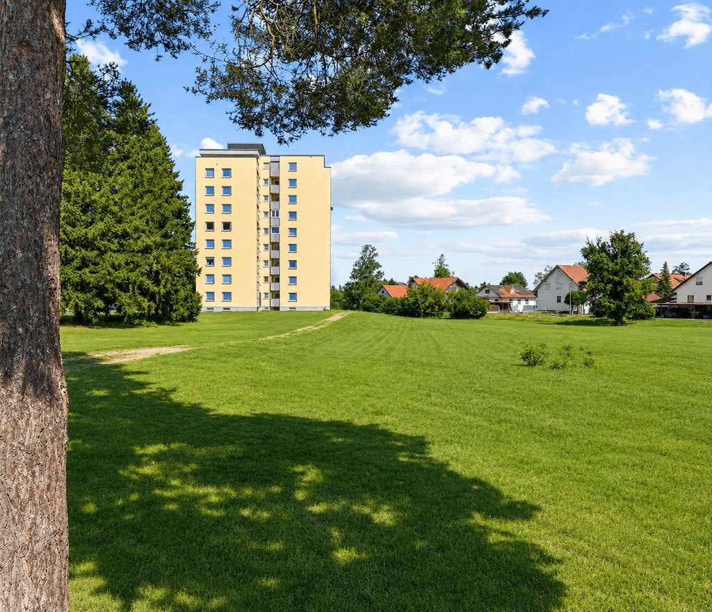 Immobilie in Bad Buchau - Wohnung zum Wohlfühlen – viel Licht & Weitblick - Bild 0