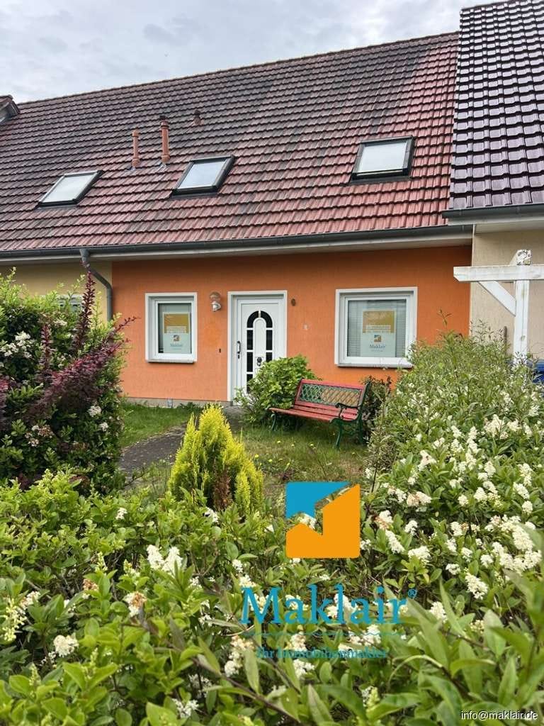 Immobilie in Grimmen - Reihenmittelhaus mit Garten in familienfreundlicher Wohnlage von Grimmen - Bild 0
