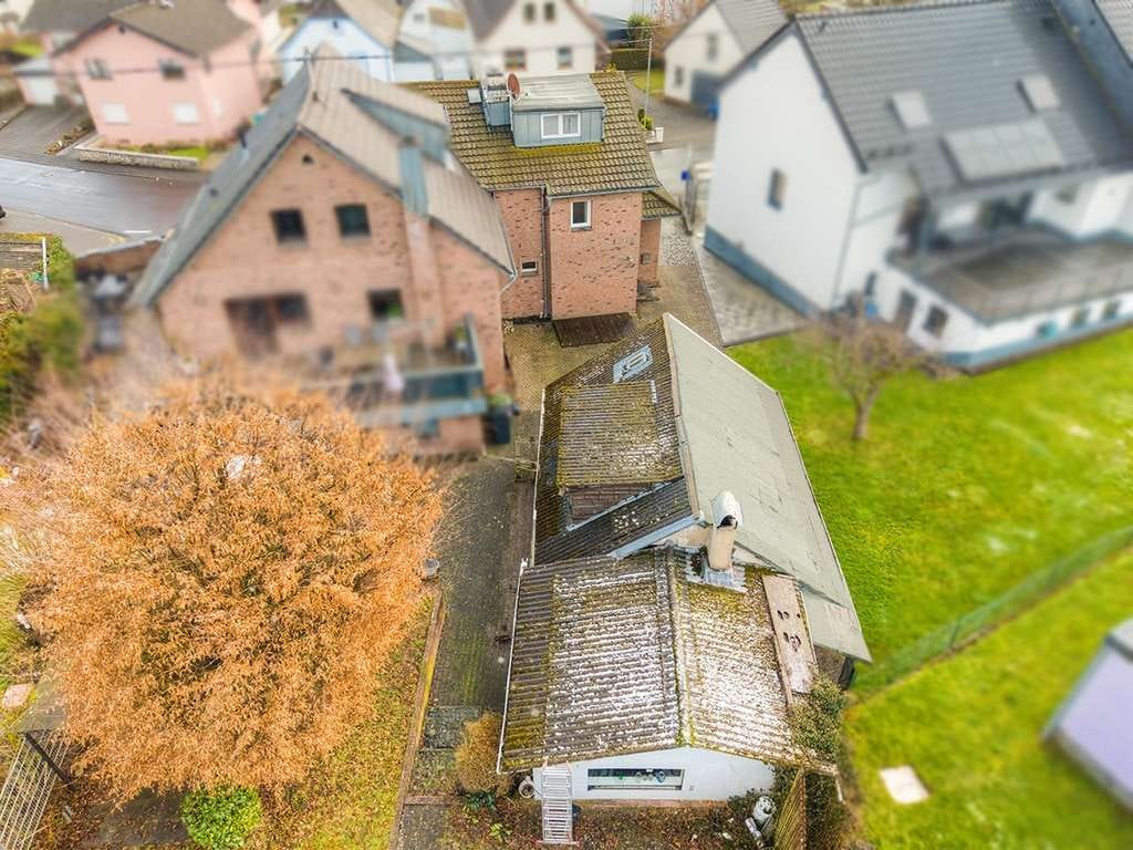 Immobilie in Heiligenroth - Gemütliches Wohnhaus mit viel Platz im Garten - Bild 4