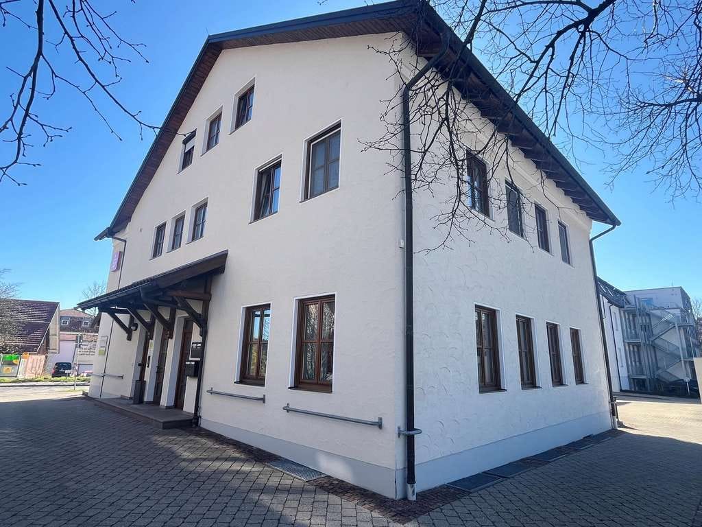 Immobilie in Biessenhofen - SOLIDE KAPITALANLAGE!!! Wohn- und Geschäftshaus in Biessenhofen - Bild 2