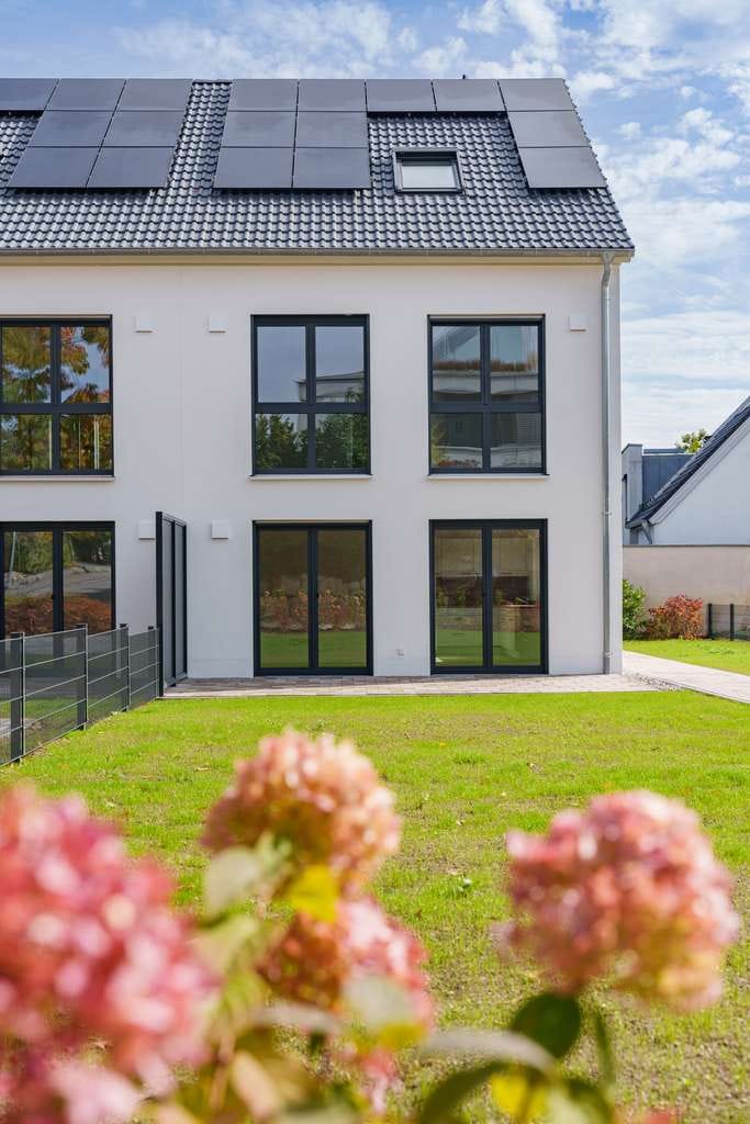 Immobilie in Aystetten - Exklusive Doppelhaushälfte zum Erstbezug // Neubau in Aystetten - Bild 3