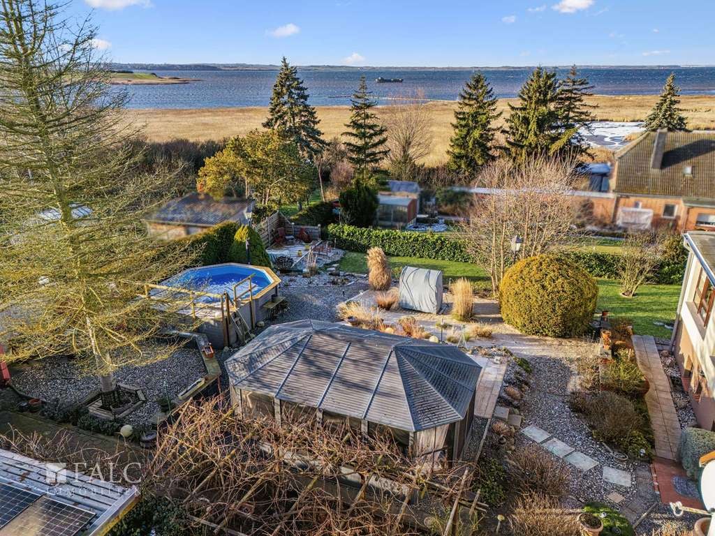 Immobilie in Benz - +++ Exklusive Küstenvilla Wismar: Ostseeblick, Meerzugang, Pool & Terrassenvielfalt +++ - Bild 4