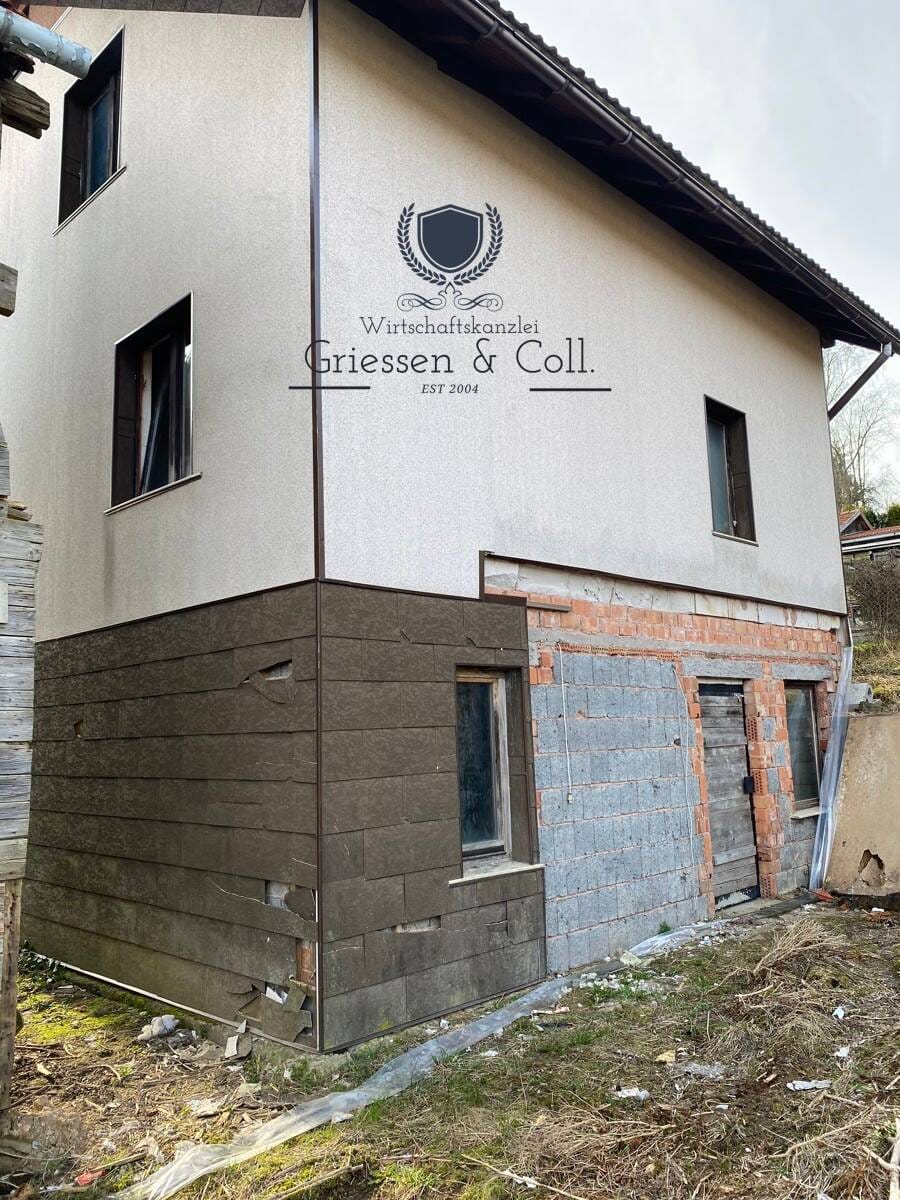 Immobilie in Brotterode-Trusetal - Wohngrundstück bebaut mit Einfamilienhaus und Abrissobjekt - Bild 1