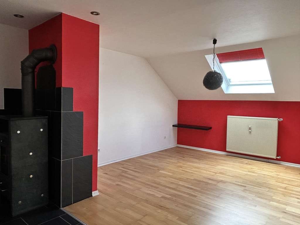 Immobilie in Heinzenbach - Großzügiges Zweifamilienhaus in Heinzenbach  - Bild 2
