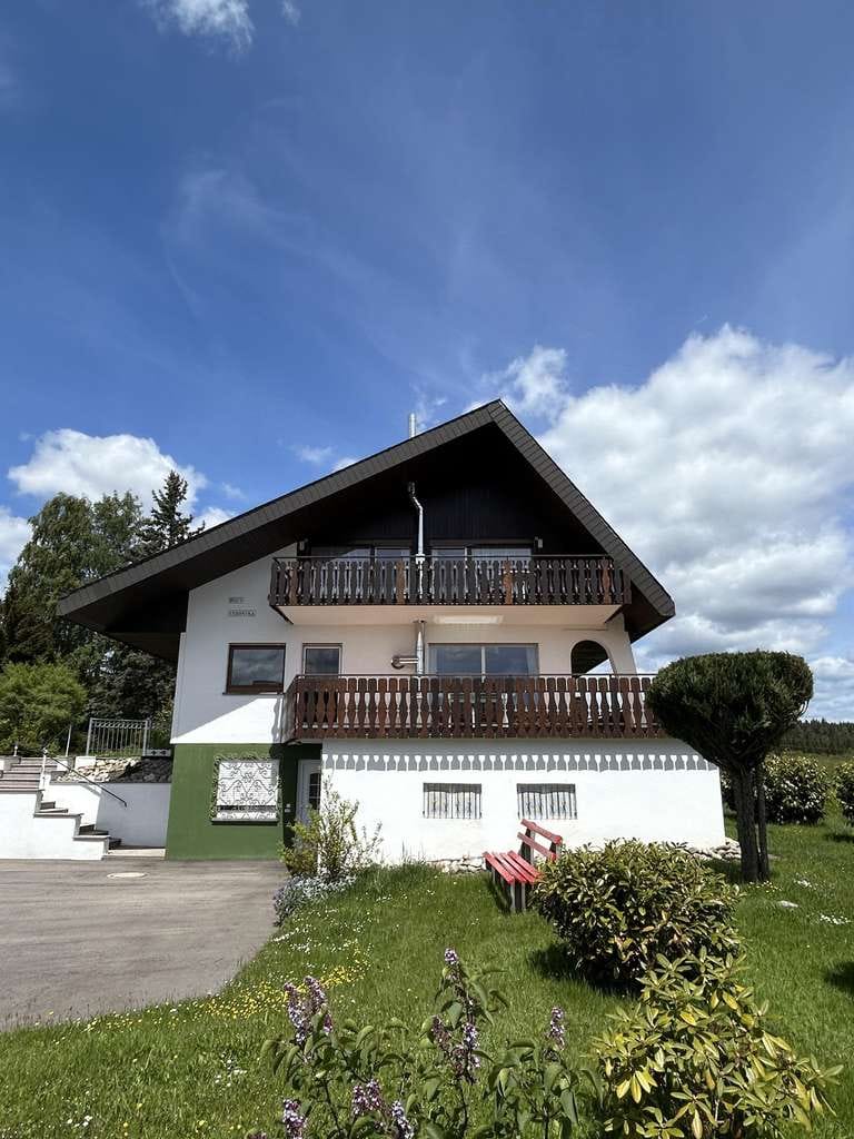 Immobilie in Friedenweiler - Ein Zuhause für Familien, Gäste, Generationen - Bild 0