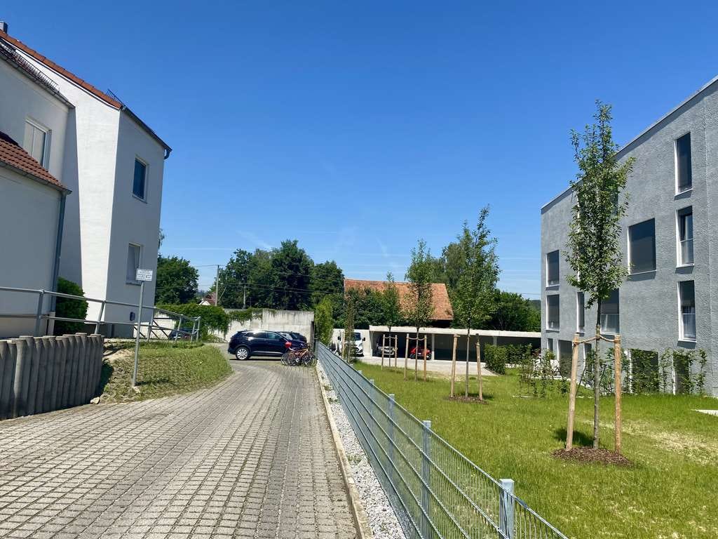 Immobilie in Diedorf - Top geschnittene 5-Zimmer-Gartenwohnung mit Terrasse - ideal für Familien oder Kapitalanleger - Bild 1