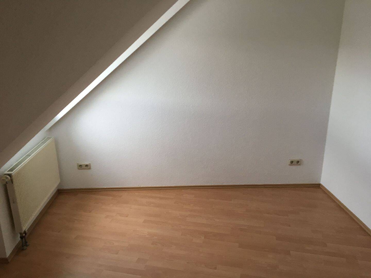 Immobilie in Elz - Schöne 2 - Zimmerwohnung mit Garage in 6-Familienhaus - Bild 4