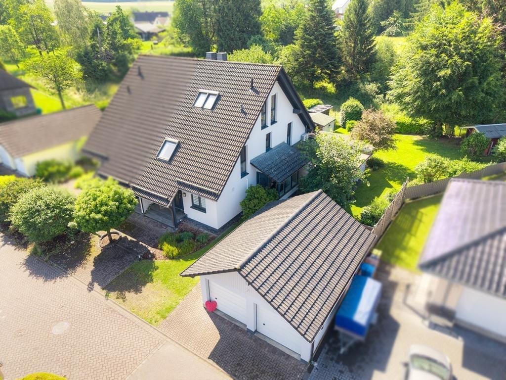 Immobilie in Pracht - Doppelhaushälfte in Pracht - Bild 1