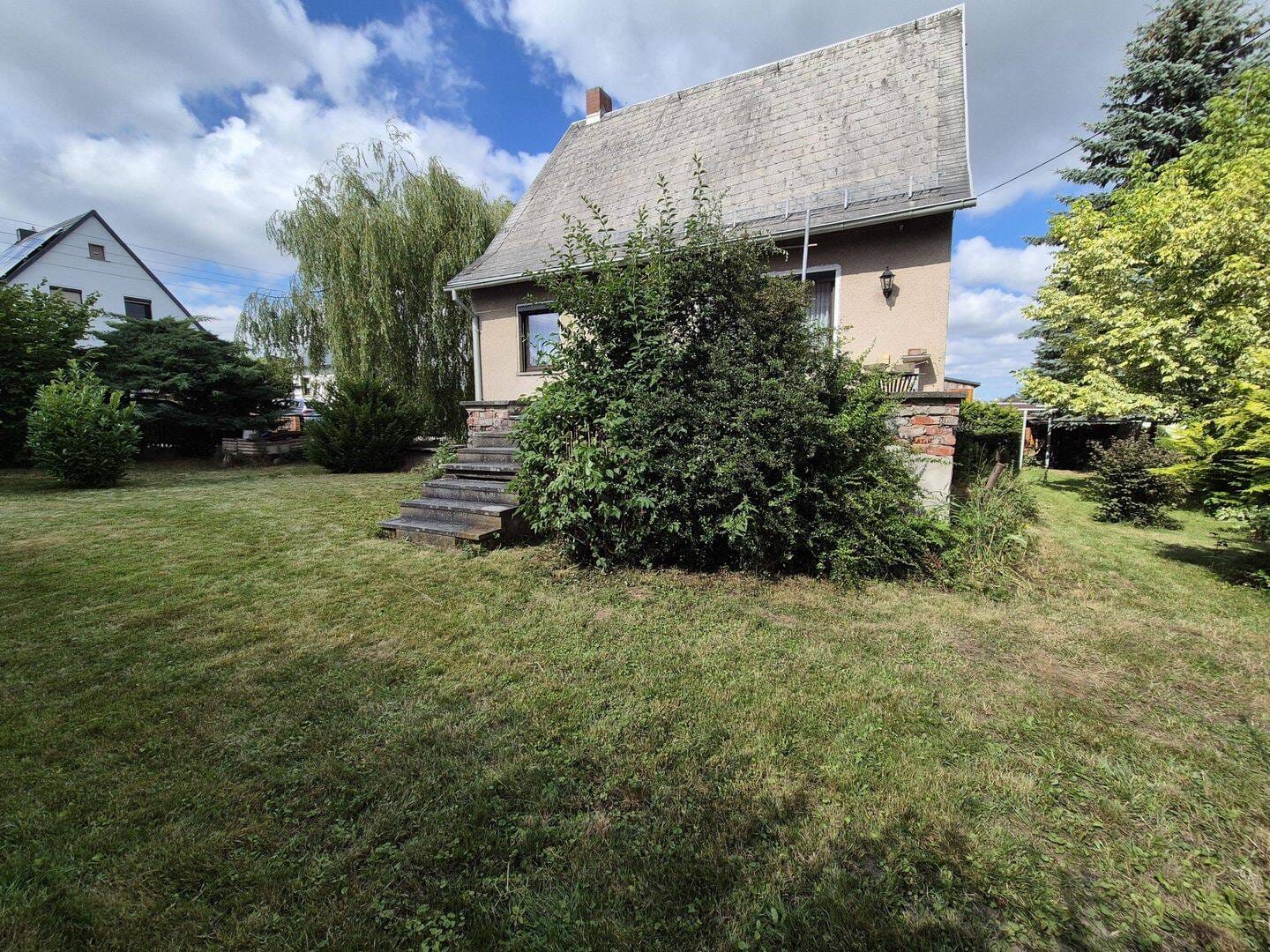 Immobilie in Taura - Raum für neue Wohnideen - Einfamilienhaus mit Terrasse, Garten und Garage - Bild 3