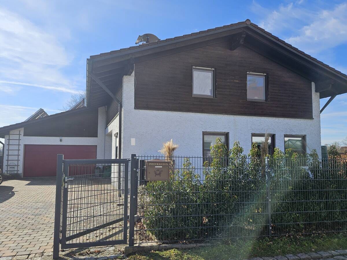 Immobilie in Kirchdorf am Inn - Modernisiertes, großzügiges Einfamilienhaus bei Simbach am Inn - Bild 0