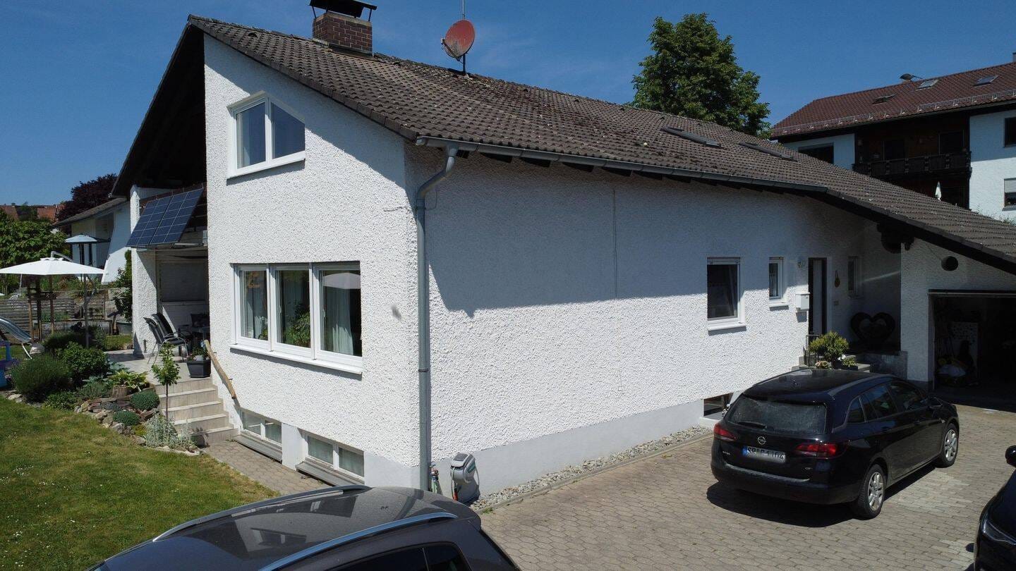 Immobilie in Steinach - Viel Platz für die ganze Familie - gepflegtes Einfamilienhaus mit Einliegerwohnung und Wohlfühlgarten - Bild 4