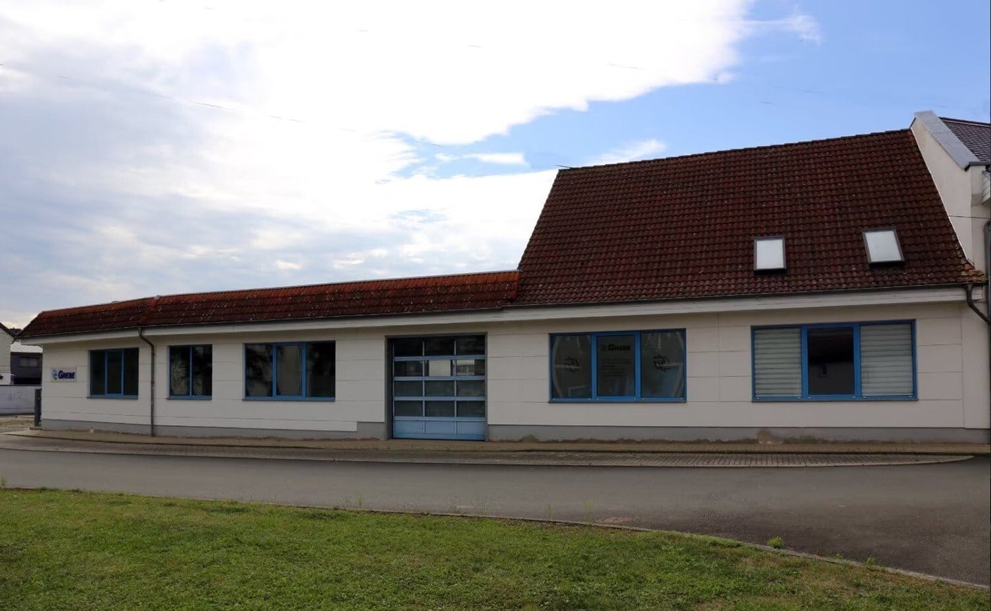 Immobilie in Ilmtal-Weinstraße - Pfiffelbach, Wohn-u.Geschäftshaus + Nebengeb. - Bild 1