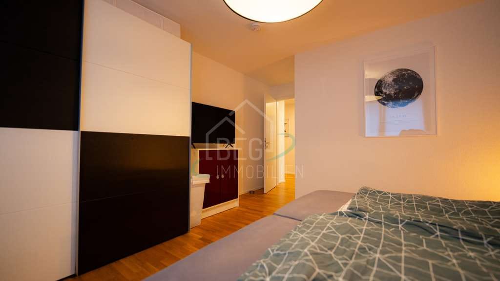 Immobilie in Abstatt - Moderne 4-Zimmer-Wohnung mit Balkon und hochwertiger Ausstattung - Bild 4