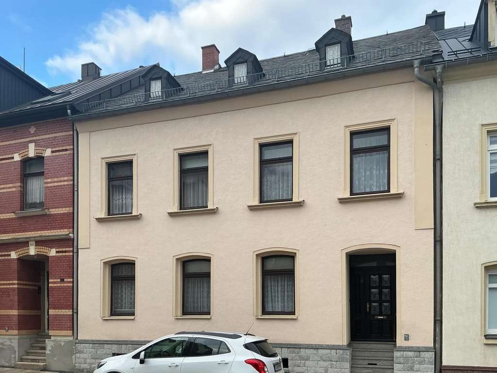 Immobilie in Falkenstein/Vogtland - Renovierungsobjekt mit viel Charme ! - Bild 2