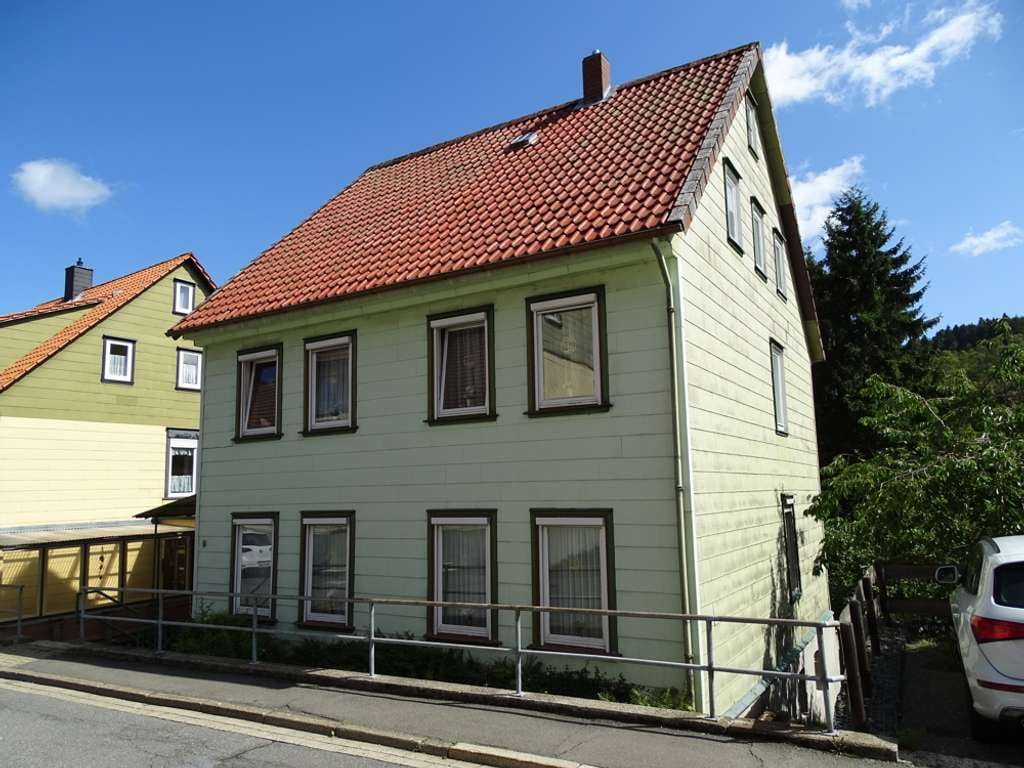 Immobilie in Clausthal-Zellerfeld - Sanierungsbedürftiges Harzer Haus mit ca. 160  m² Wohnfläche im Herzen von Altenau in der Oberstraße - Bild 2