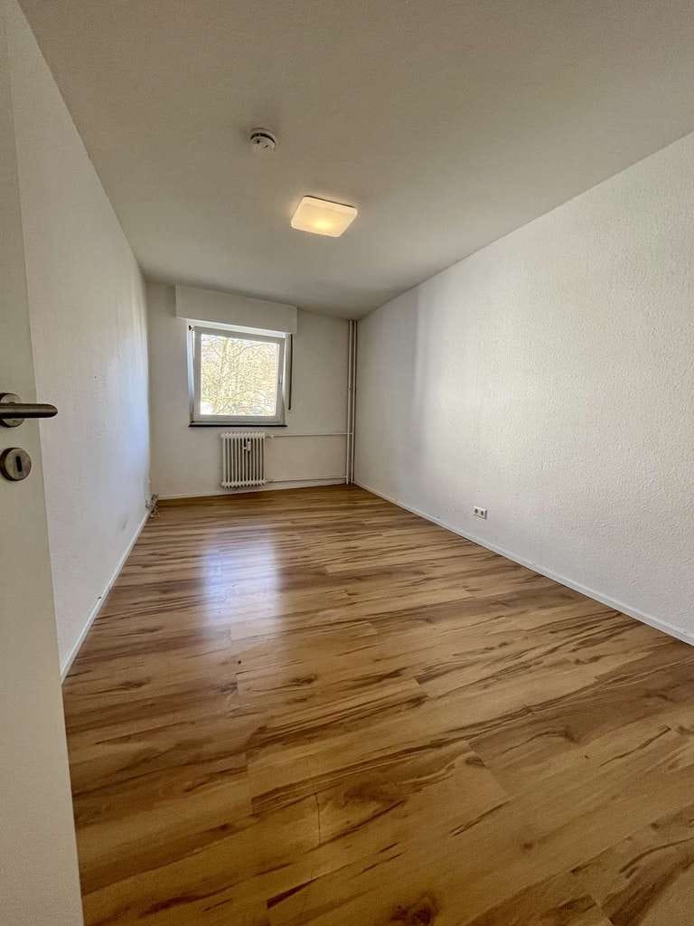 Immobilie in Geislingen an der Steige - Charmante 2-Zimmer-Wohnung mit Balkon – flexibel nutzbar für Eigennutzer, Kapitalanleger oder WG - Bild 3