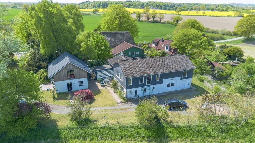 Immobilie in Goosefeld - Wohnen, Arbeiten & Leben im Grünen – Traumimmobilie mit Einliegerwohnung und optionaler Hauskoppel - Bild 1