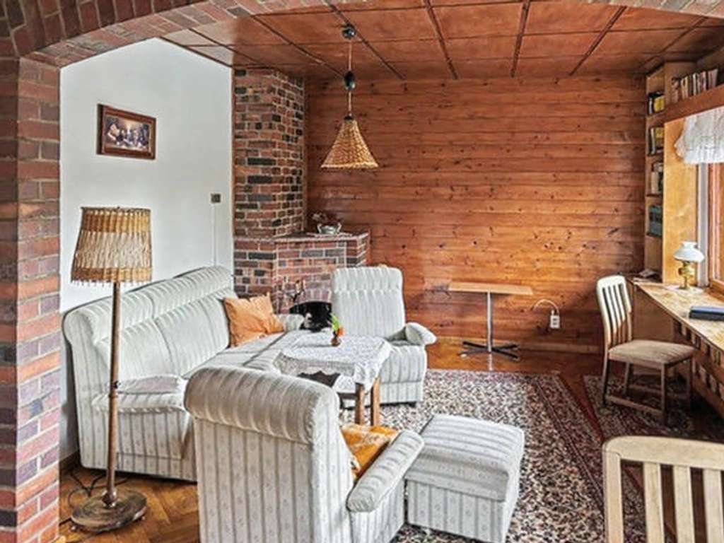 Immobilie in Golßen - Einfamilienhaus auf großzügigem Grundstück mit Vollkeller in Golßen - Bild 3
