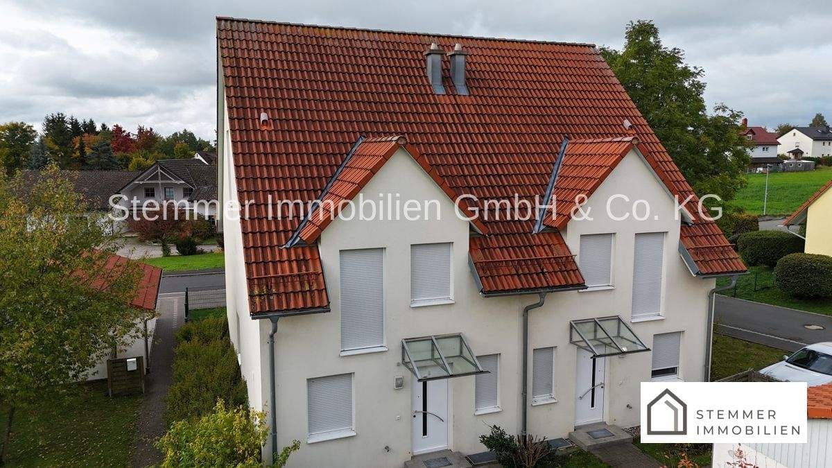 Immobilie in Kulmain - Gepflegte Doppelhaushälfte in ruhiger Lage mit 146 m² Wohnfläche in Kulmain - Bild 2