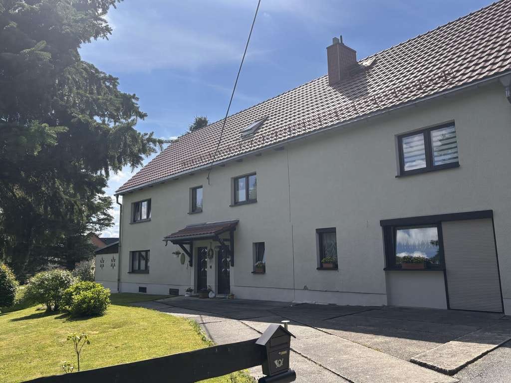 Immobilie in Stolpen - Ihr neues Zuhause: Großzügiges Einfamilienhaus in idyllischer Lage - Bild 1