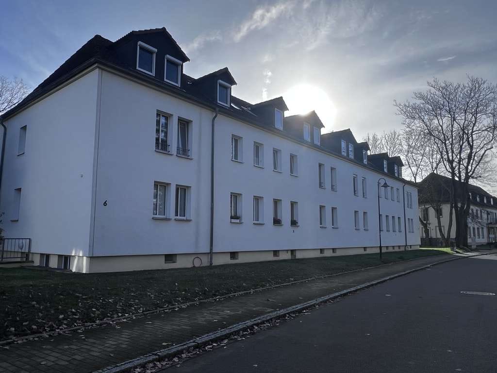 Immobilie in Böhlen - Helle 2-Zimmer-Wohnung in ruhiger Lage von Böhlen - Bild 0
