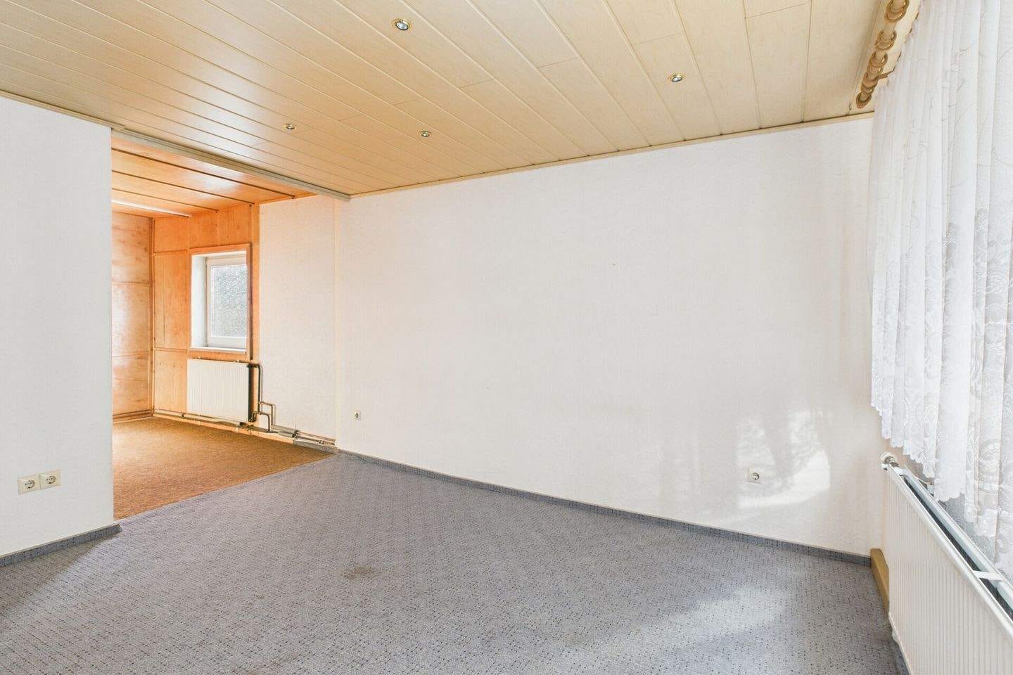 Immobilie in Schalkau - Sanierungsbedürftiges Einfamilienhaus mit Potenzial zum Traumhaus - Bild 4