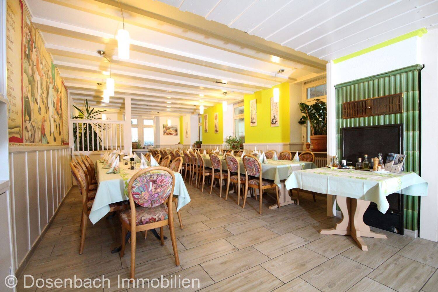 Immobilie in Kandern - Ehemaliges Gasthaus mit 2 Wohnungen sowie weiteren Ausbaumöglichkeiten - Bild 4