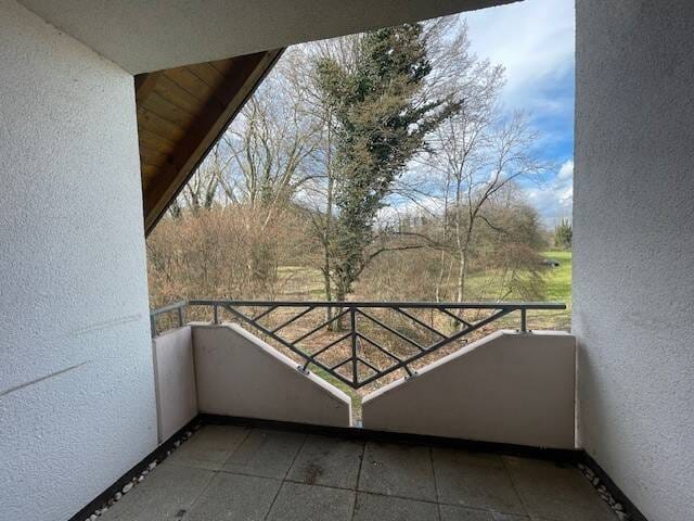 Immobilie in Steißlingen - attraktive, gemütliche 4,5-Zimmer-Maisonette-Dachwohnung in Steißlingen - Bild 2