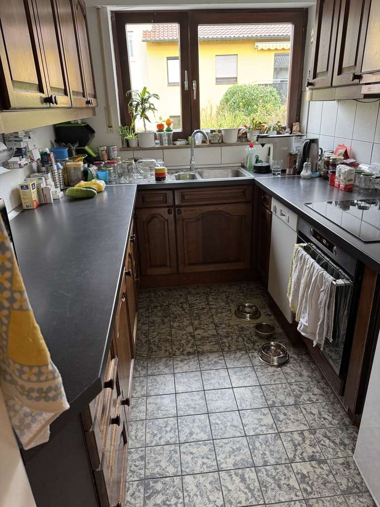 Immobilie in Leonberg - ** Leonberg-Höfingen ** Vermietetes 2FMH ruhige Wohnlage sucht Renovierer - Bild 3