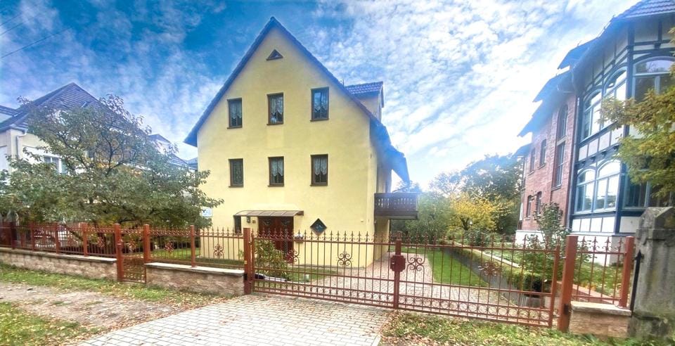 Immobilie in Bad Blankenburg - Ein Haus zum Verlieben! Viel Platz,Ruhe & Qualität - Bild 0