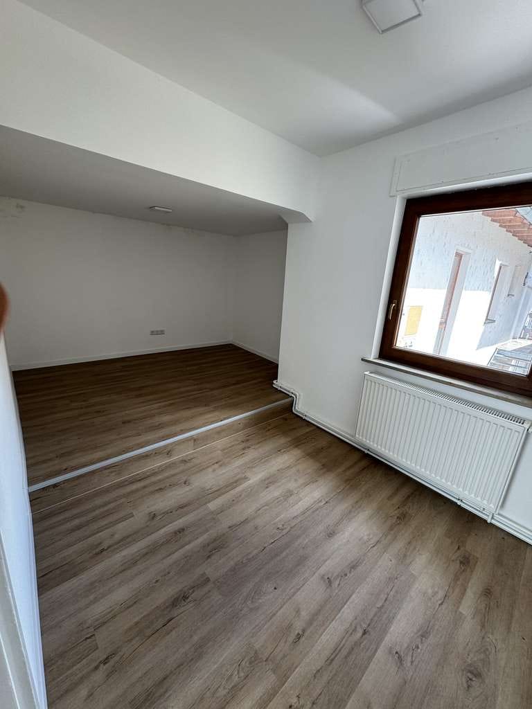 Immobilie in Balduinstein - Saniertes Haus mit riesiger Terrasse, Garage, Keller, Ausbaureserve.  Sonderfinanzierung möglich. - Bild 1
