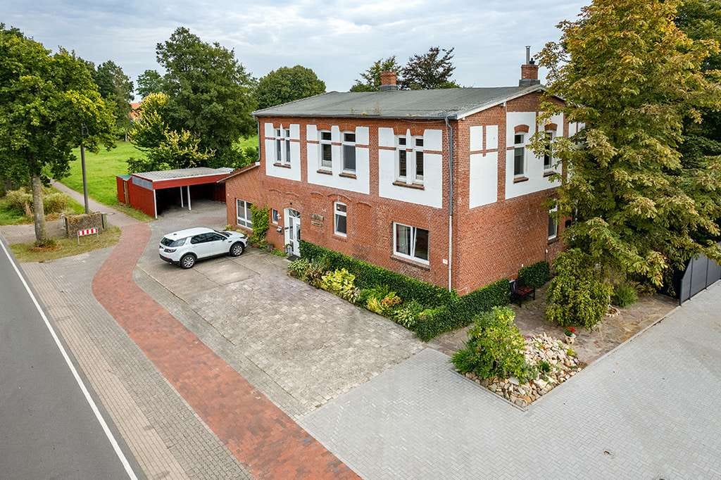 Immobilie in Südbrookmerland - Naturnahes Wohnen - vielseitig nutzbares Mehrfamilienhaus - Bild 2