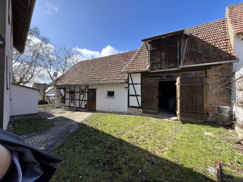 Immobilie in Helbedündorf - Charmantes Ein- bis Zweifamilienhaus mit Nebengebäude-Ensemble und idyllischem Gartenparadies - Bild 1