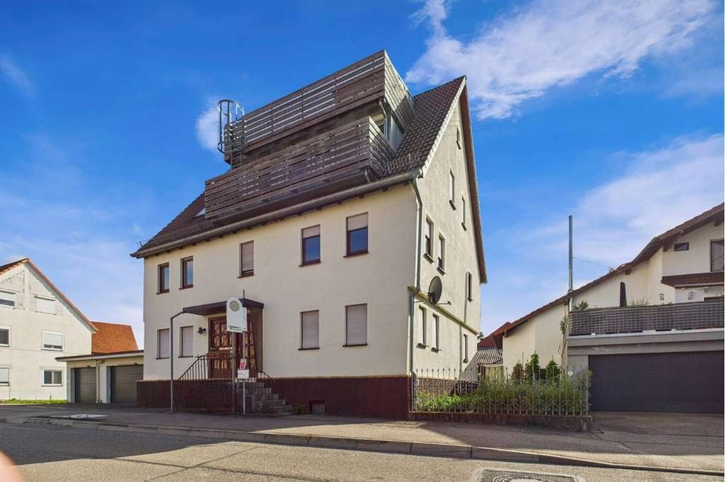 Immobilie in Ilsfeld - Einzigartige Wohnung mit Penthouse Charakter in Ilsfeld. - Bild 2