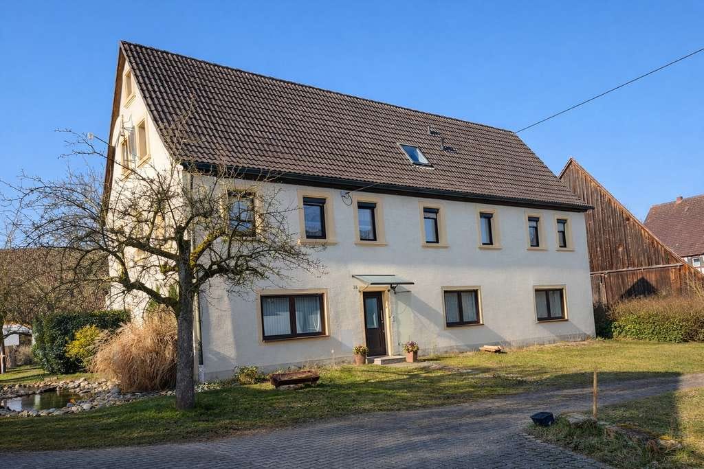 Immobilie in Kleinsendelbach - Mehrfamilienhaus in Kleinsendelbach - Bild 1