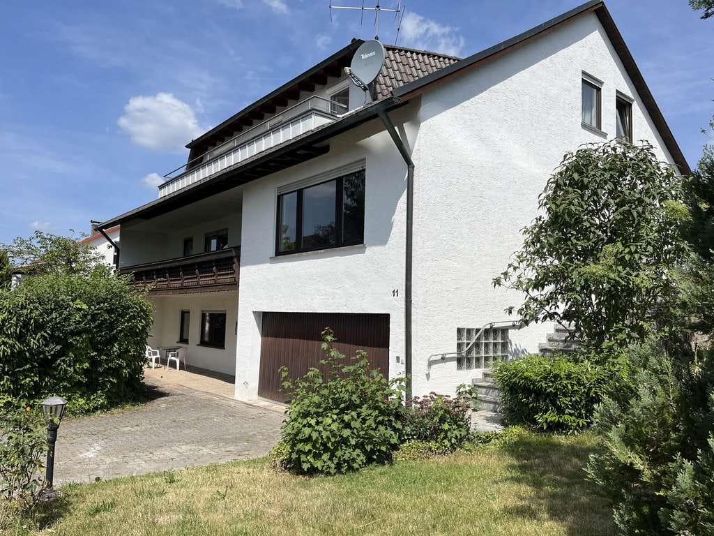 Immobilie in Rosenberg - Großzügiges Zweifamilienhaus mit schönem Garten in Rosenberg - Bild 0
